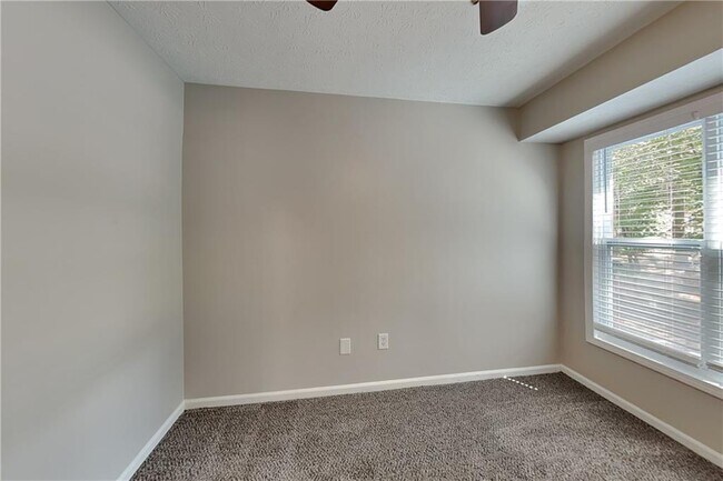 Building Photo - 6319 Sherrian St