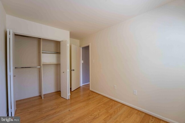 Building Photo - 18246 Fox Chase Cir
