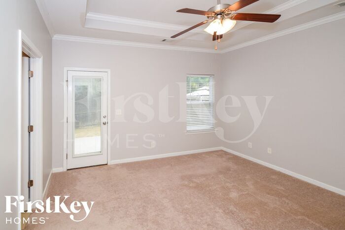 Building Photo - 6448 Southern Trace Dr