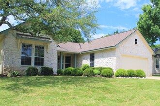 Building Photo - 103 Hill Country Dr