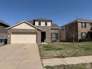 Building Photo - 5120 Royal Springs Dr