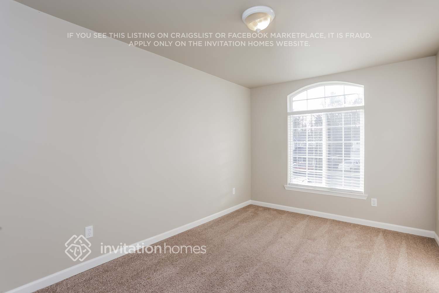 Building Photo - 21819 65th Ave E