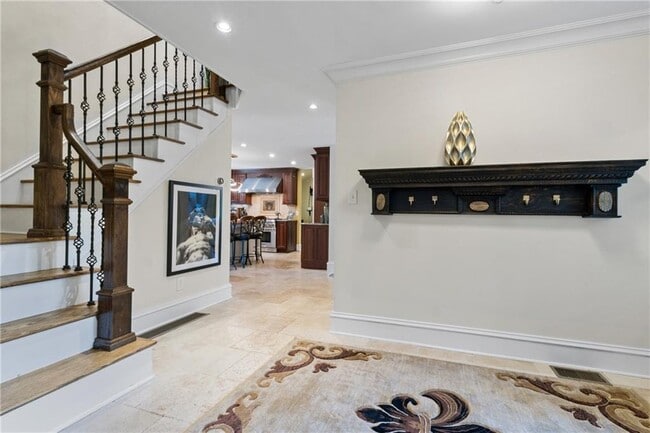 Building Photo - 1532 Huntingdon Trail