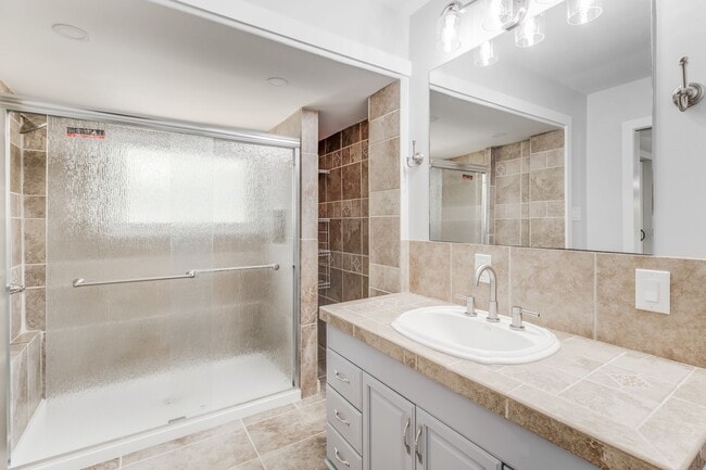 Building Photo - 473 Jim Money Rd