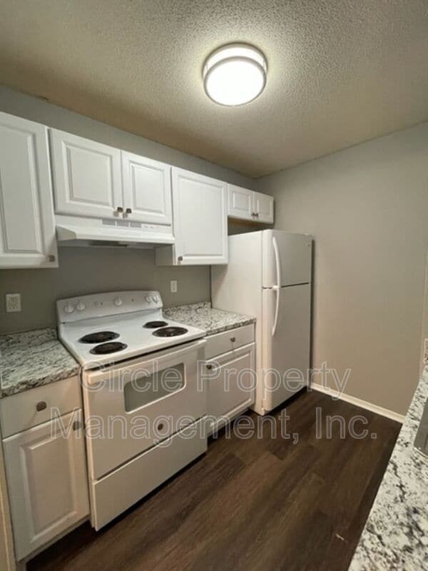 Building Photo - 4026 Hunters Ridge Dr SW