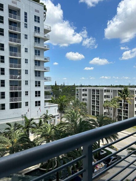 Building Photo - 1775 Polk St