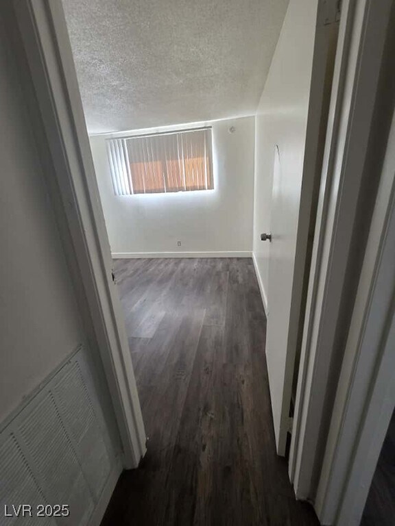 Building Photo - 1121 E Desert Inn Rd