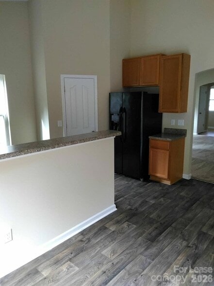 Building Photo - 7708 E Lane Dr