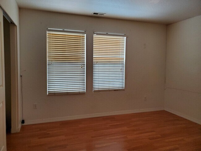 Building Photo - 1978 S 650 E