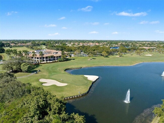 Building Photo - 6438 Via Rosa