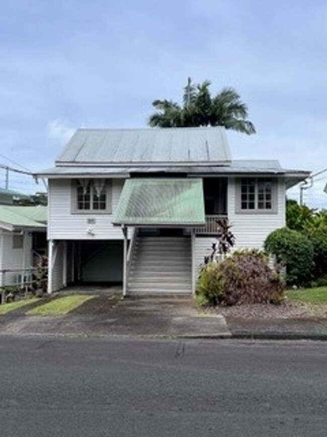 Primary Photo - Ululani Street Residential