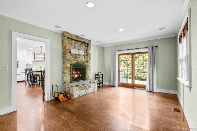 Building Photo - 6 Summit Ave