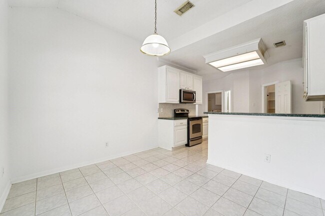 Building Photo - 14420 Walters Rd