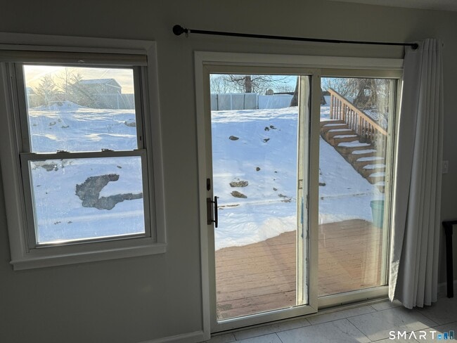 Building Photo - 7 Beechwood Dr