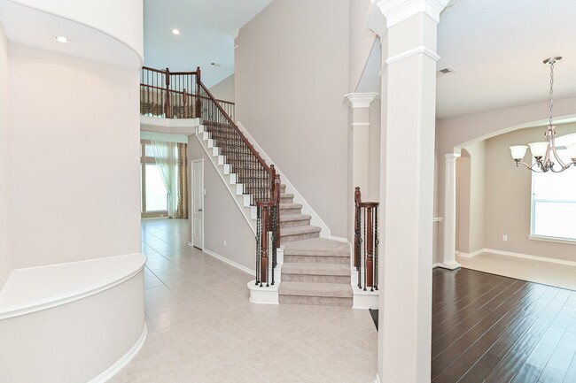 Building Photo - 6314 Bennington Springs Dr