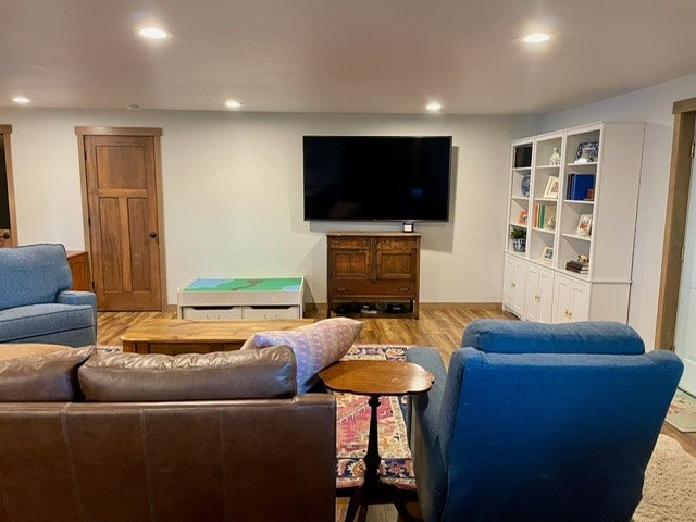 Building Photo - 830 Edgewood Pl