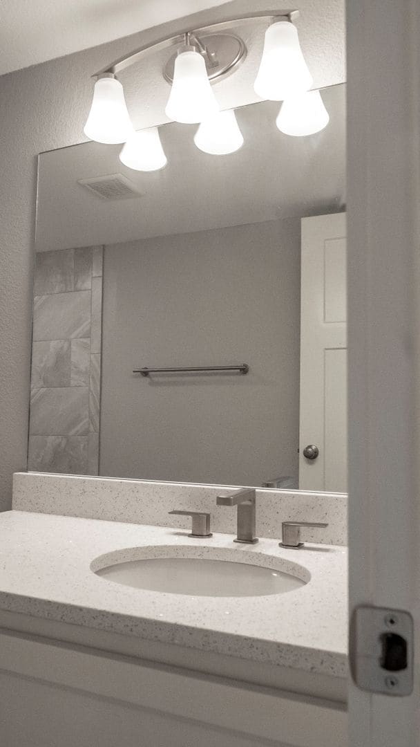 Building Photo - The Finley Downtown, Unit 212