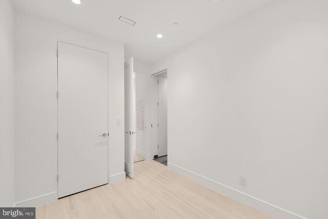 Building Photo - 1515 14th St NW