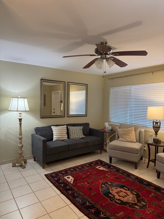 Building Photo - 3362 Cynthia Ln