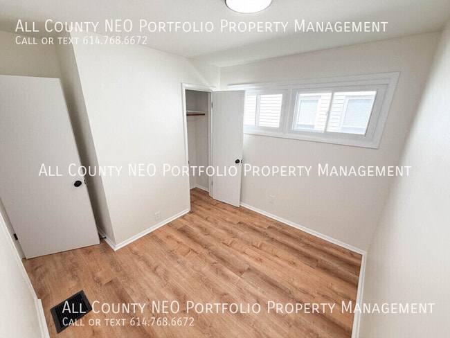 Building Photo - 677 Frebis Ave