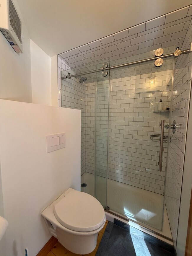 Building Photo - Modern, Tiny Home Retreat with Bonus Studio, Pet Friendly- Becket, MA