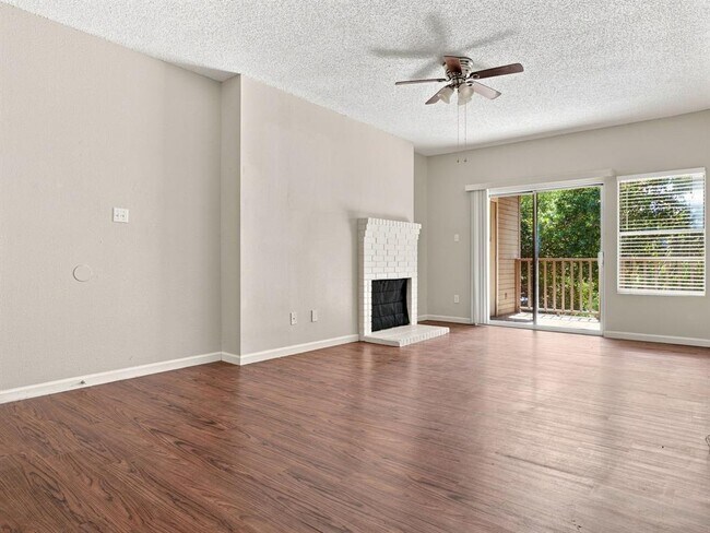 Building Photo - 9507 Kempler Dr