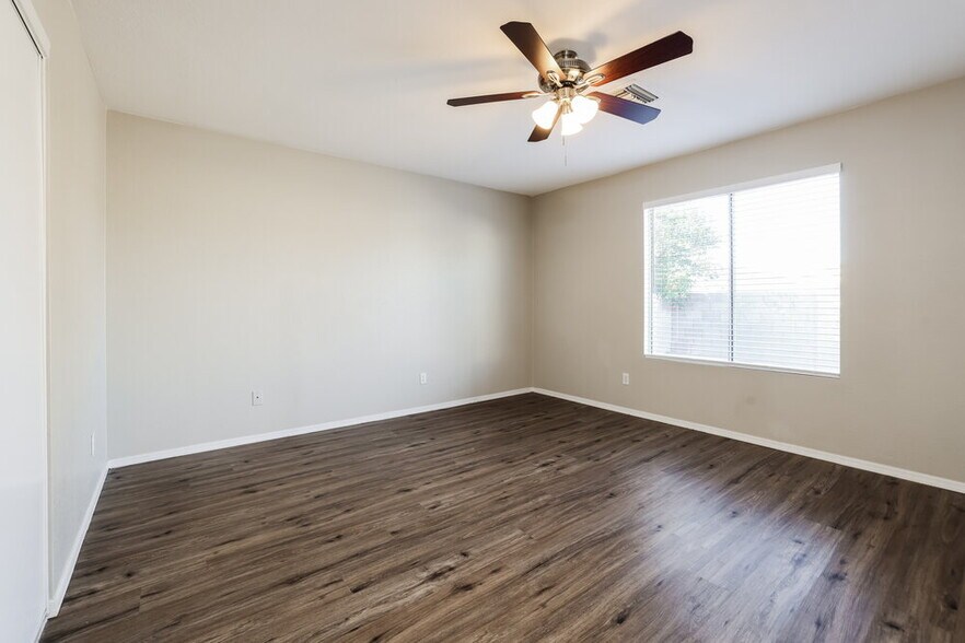 Building Photo - 5243 S Via Laguna Blanca
