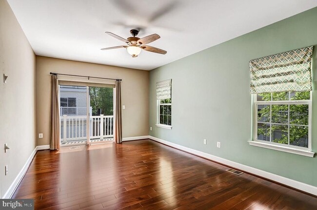 Building Photo - 13526 Waterford Hills Boulevard