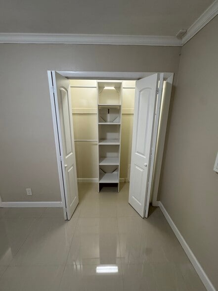 Bedroom 2 closet - 4308 Harrison St