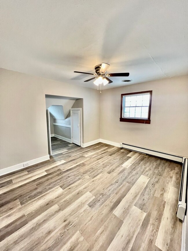 Building Photo - Charming Allison Park 3-bedroom, 1.5-bath ...