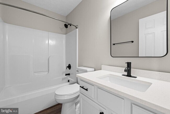 Building Photo - 10505 Tidewater Plains Dr