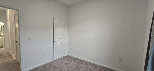 Building Photo - 452 Hennepin Lp