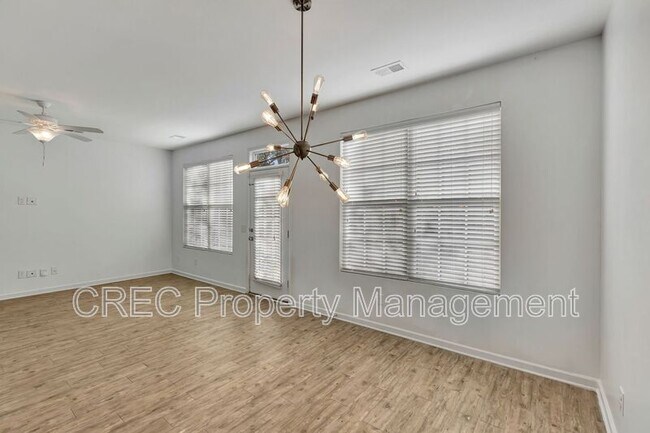 Building Photo - 8986 Cat Tail Pond Rd