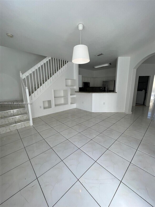 Building Photo - 4847 NW 108th Ct