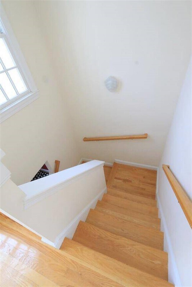 Building Photo - 86 Winter St