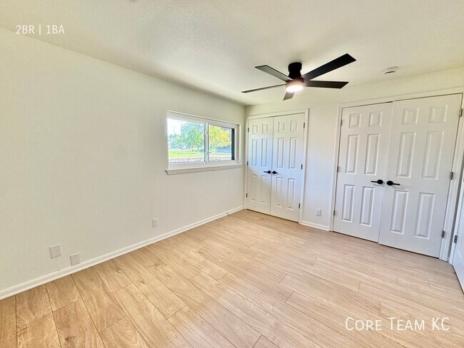 Building Photo - 4203 SW Trafficway