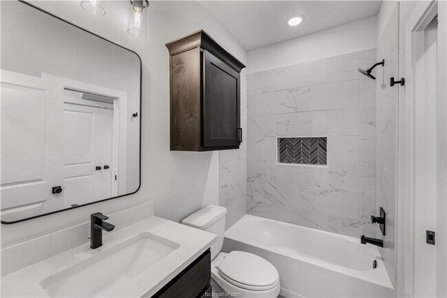 Building Photo - Brand New Barracks Townhome for August 202...