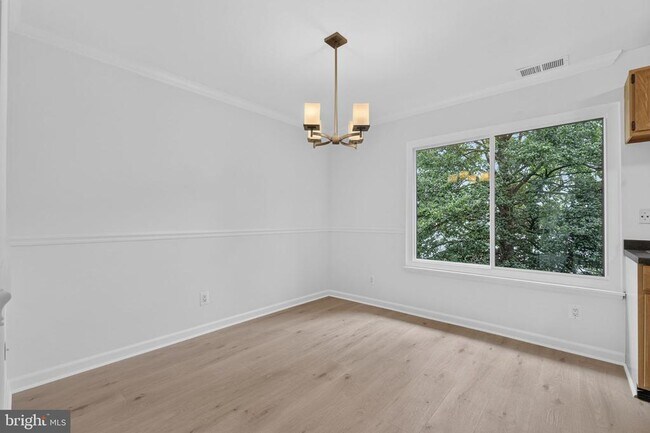 Building Photo - 1703 Westwind Way