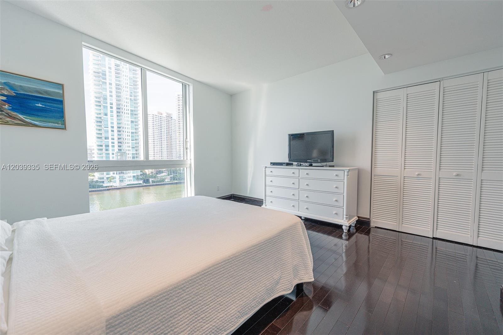 Building Photo - 335 S Biscayne Blvd