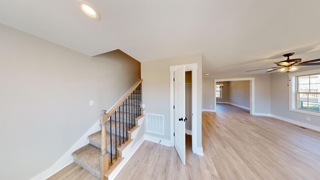 Building Photo - 1215 Boulder Pass Rd