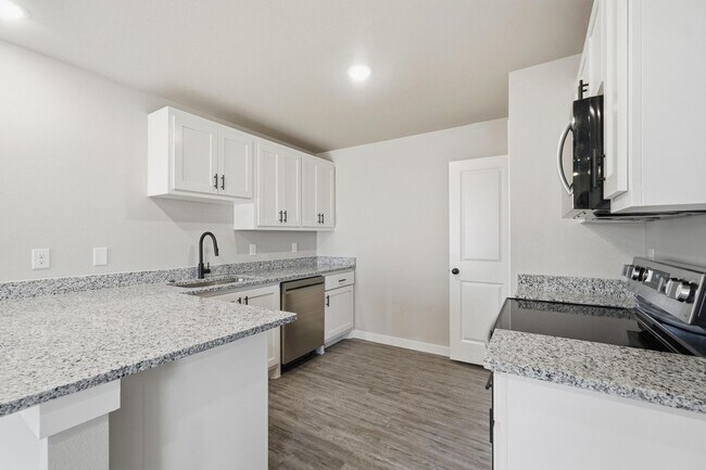 Building Photo - Welcome to Hampton Hills – Abilene’s Newest Luxury Rental Community