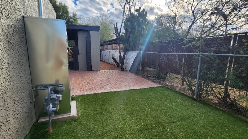 Building Photo - 3438 E Monte Vista Dr