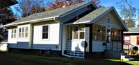 Building Photo - 2 Bedroom Home with hard surface flooring!