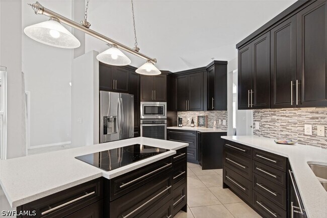 Building Photo - 11774 Longshore Way W