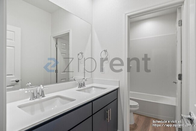 Building Photo - 4203 Randa Wy