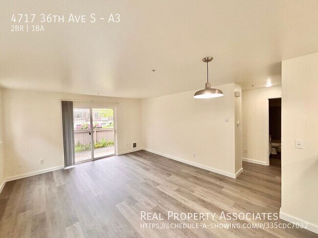 Building Photo - 4717 36th Ave S