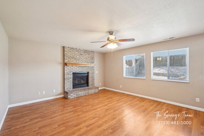 Building Photo - CHARMING 4-BEDROOM HOME NEAR FORT CARSON IN GLEN AT WIDEFIELD - Security Deposit Waiver Available