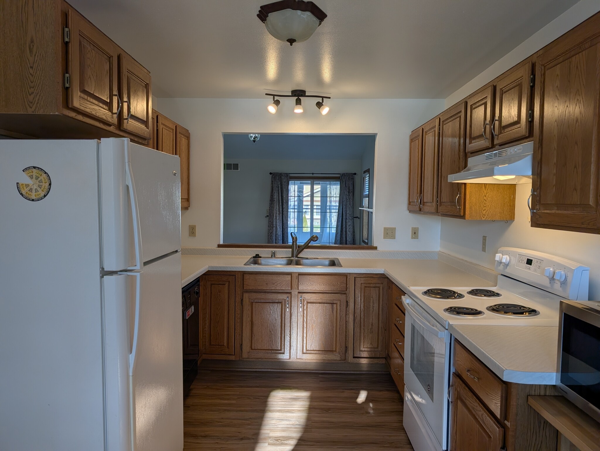 Kitchen - N58W23824 Hastings Ct