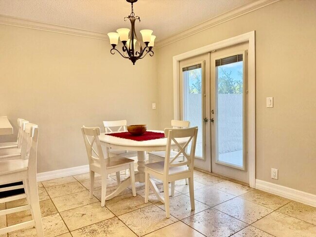 Building Photo - 10577 Santa Laguna Dr