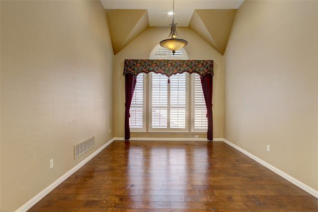 Building Photo - 8803 Falcon View Dr